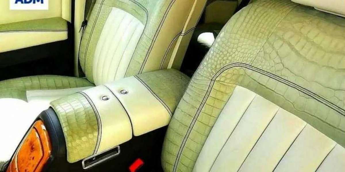 Policía incauta exótico Rolls-Royce por su tapicería de piel de cocodrilo